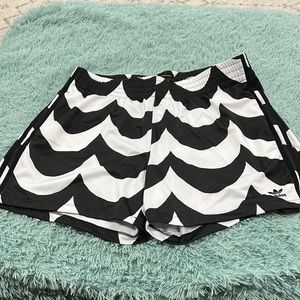 Adidas x marimekko shorts